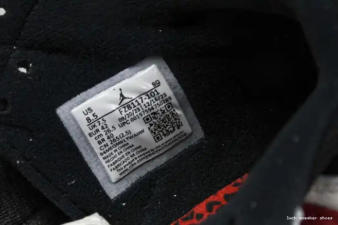Reps LUCY Travis Jordan TR x Jack Scott University FZ8117-101 Jumpman Red 0511